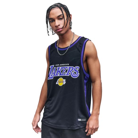 NBATT526202-BK2_0.jpg